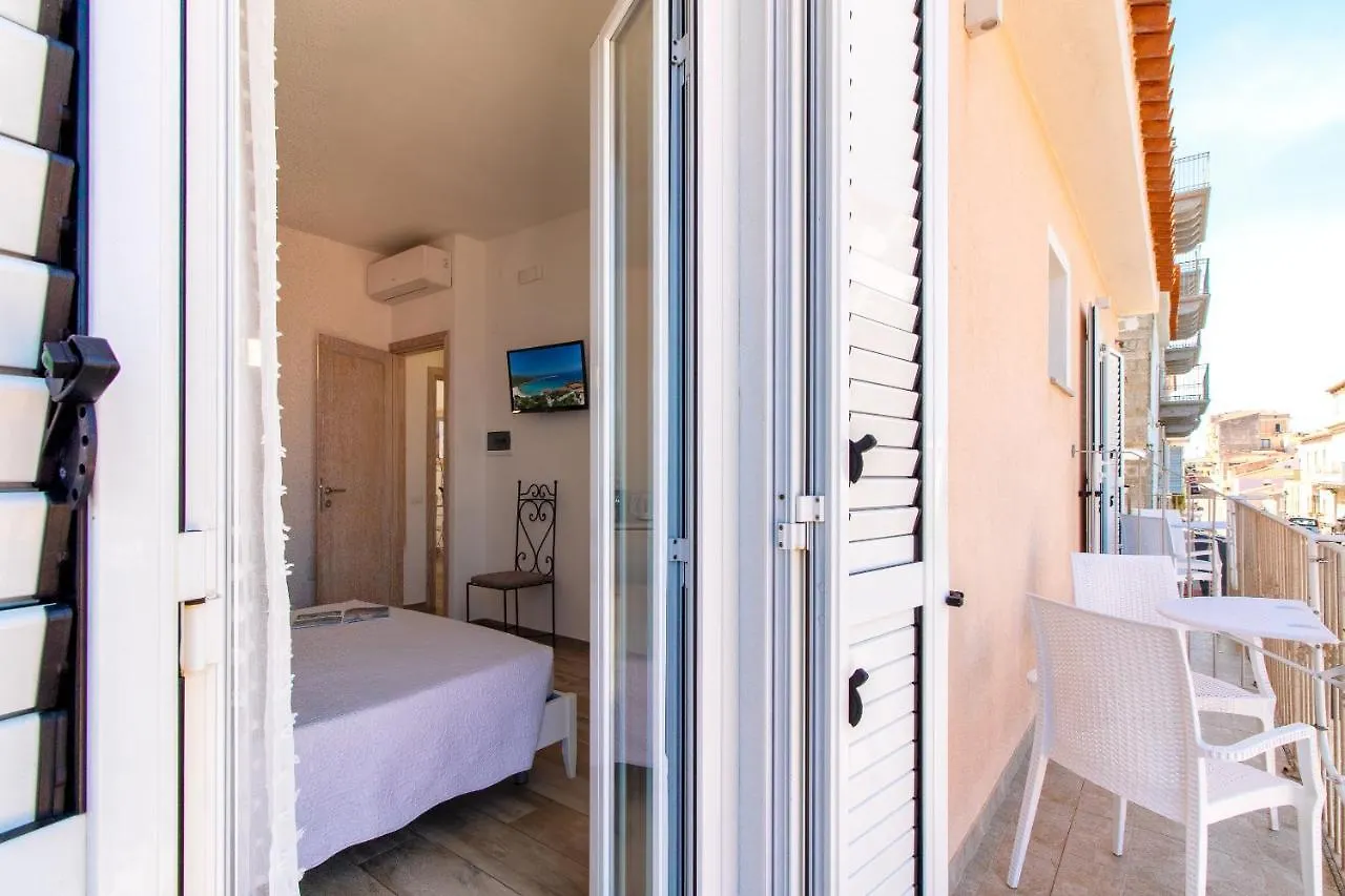 Bed & Breakfast Tramonto Sul Mare Bed and Breakfast Santa Teresa Gallura